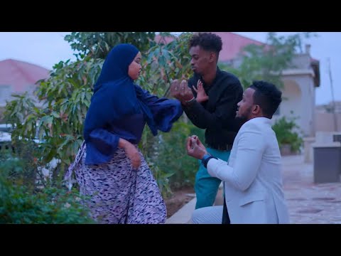 Homiladorlikning kech davrida orgazm paytida ogriq Katta eshak bilan anal porno