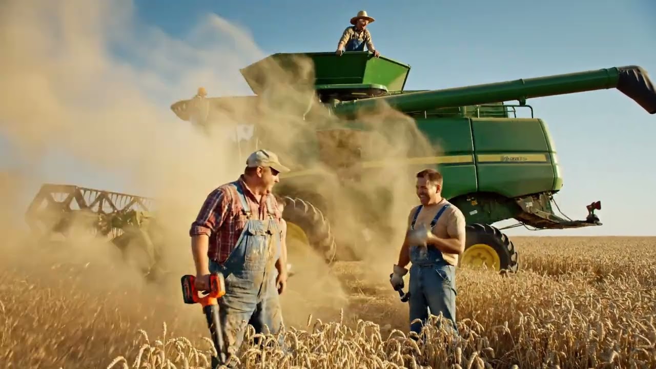 A big dust explosion while cleaning a combine