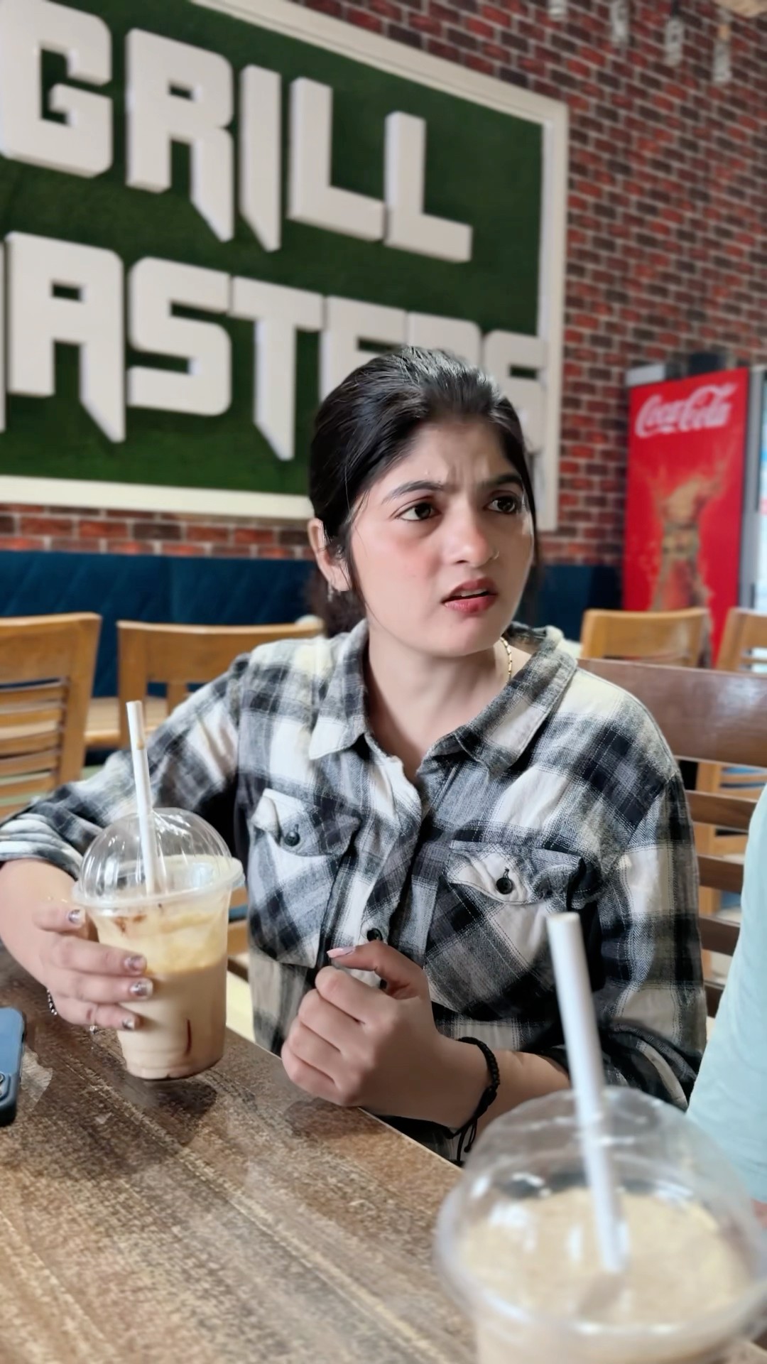 Coffee ki chori ??|| Wait for the end || tiyaa || ashta #foryou #youtube #trending