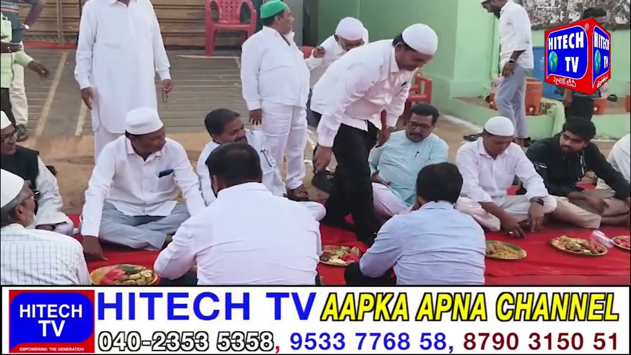 Zaheerabad: Muslims From Ward No 29 Create Example On Ganga Jamni Tehzeeb During Iftar Party.