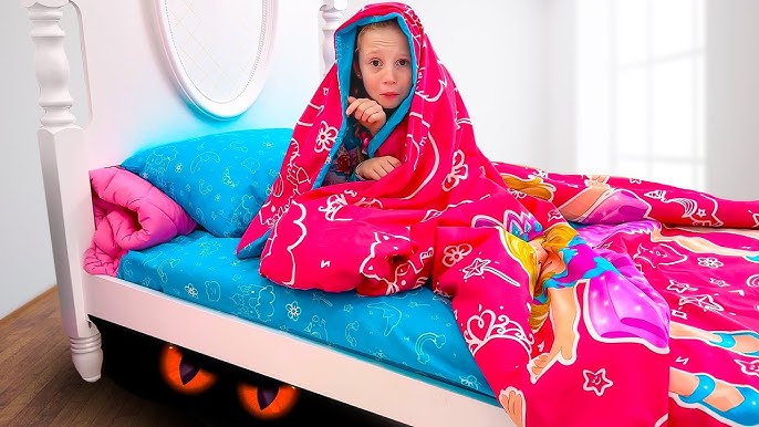 Baland poshnali tuflilarda yalangoch Jinsiy olatni qoshish pornosidan foydalanish