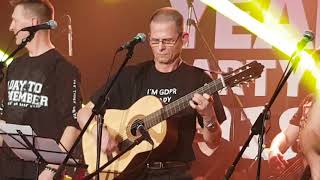 MS Band - Another Brick In The Wall screenshot 5