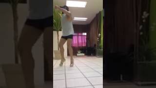 El Hombre Experto En Bailar En Tacones El Hombre Experto En Bailar En Tacones