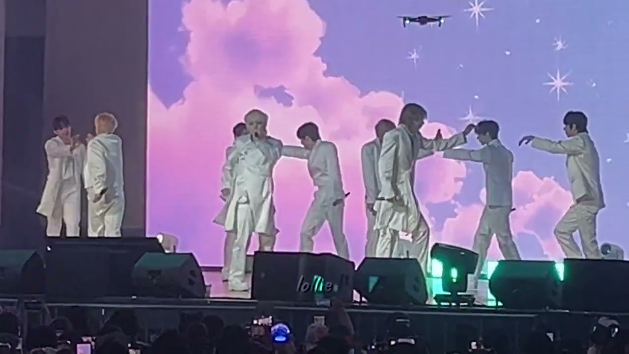 6 PM Show Rendezvous Fancam