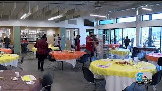 Springs Rescue Mission holds annual Thanksgiving Dinner