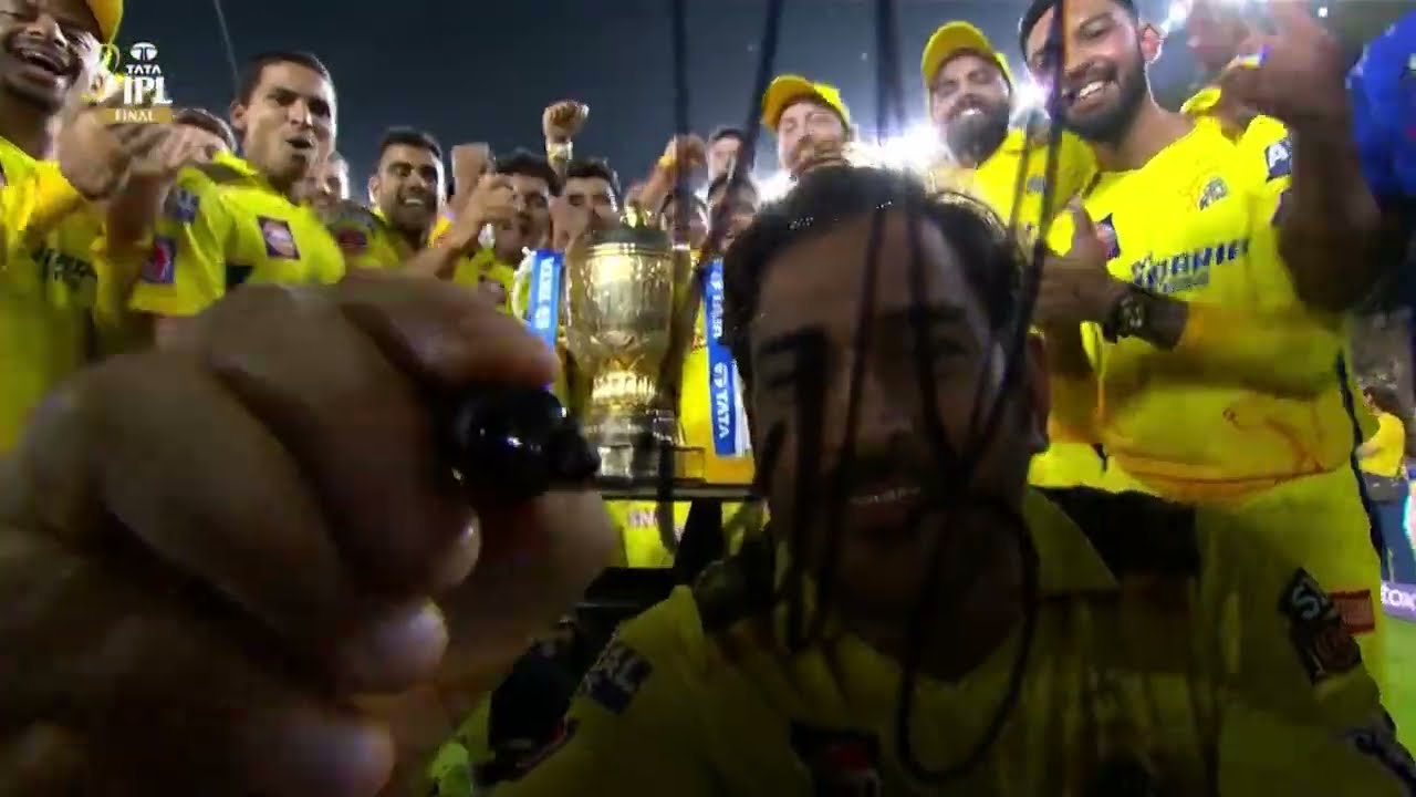 MS Dhoni signature on camera | trending live wallpaper for pc | 