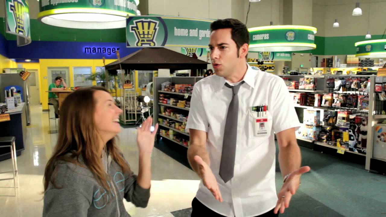 Who's the Best Person Zach Levi Has Seen on the Lot?