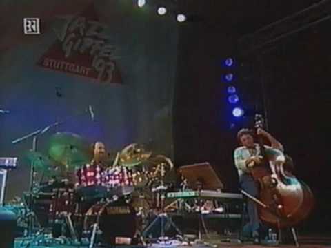 Jan Garbarek - Miroslav Vitous - Peter Erskine - Snowman auf YouTube ansehen Jan Garbarek - Miroslav Vitous - Peter Erskine - Snowman auf YouTube ansehen