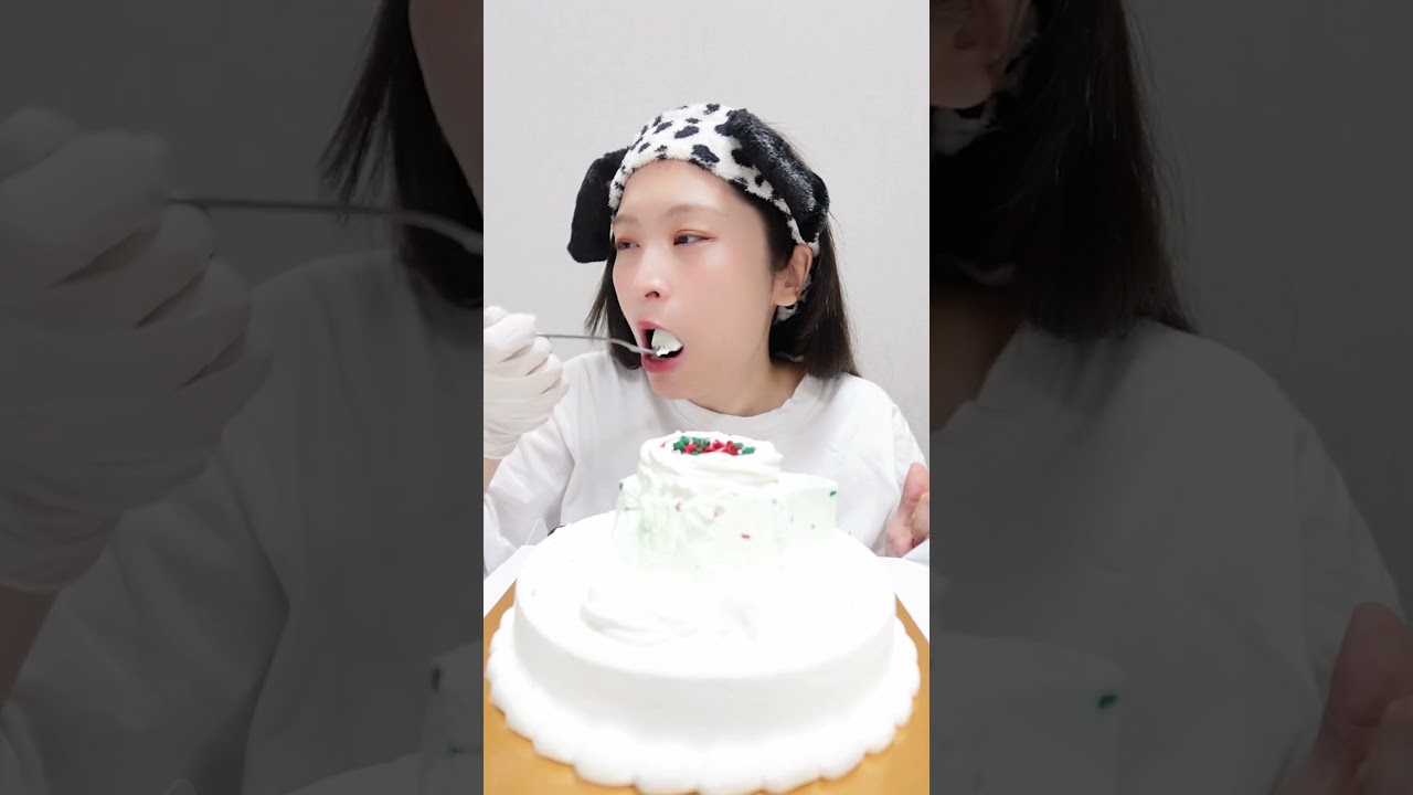 パチパチ感200％ !?サーティワンアイスケーキ #mukbang #31 #アイスケーキ