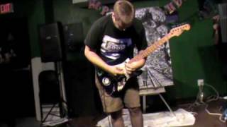 29 Christopher Nadeau at Laboratory Music #1 solo minimalist free improvisation festival Gainesville
