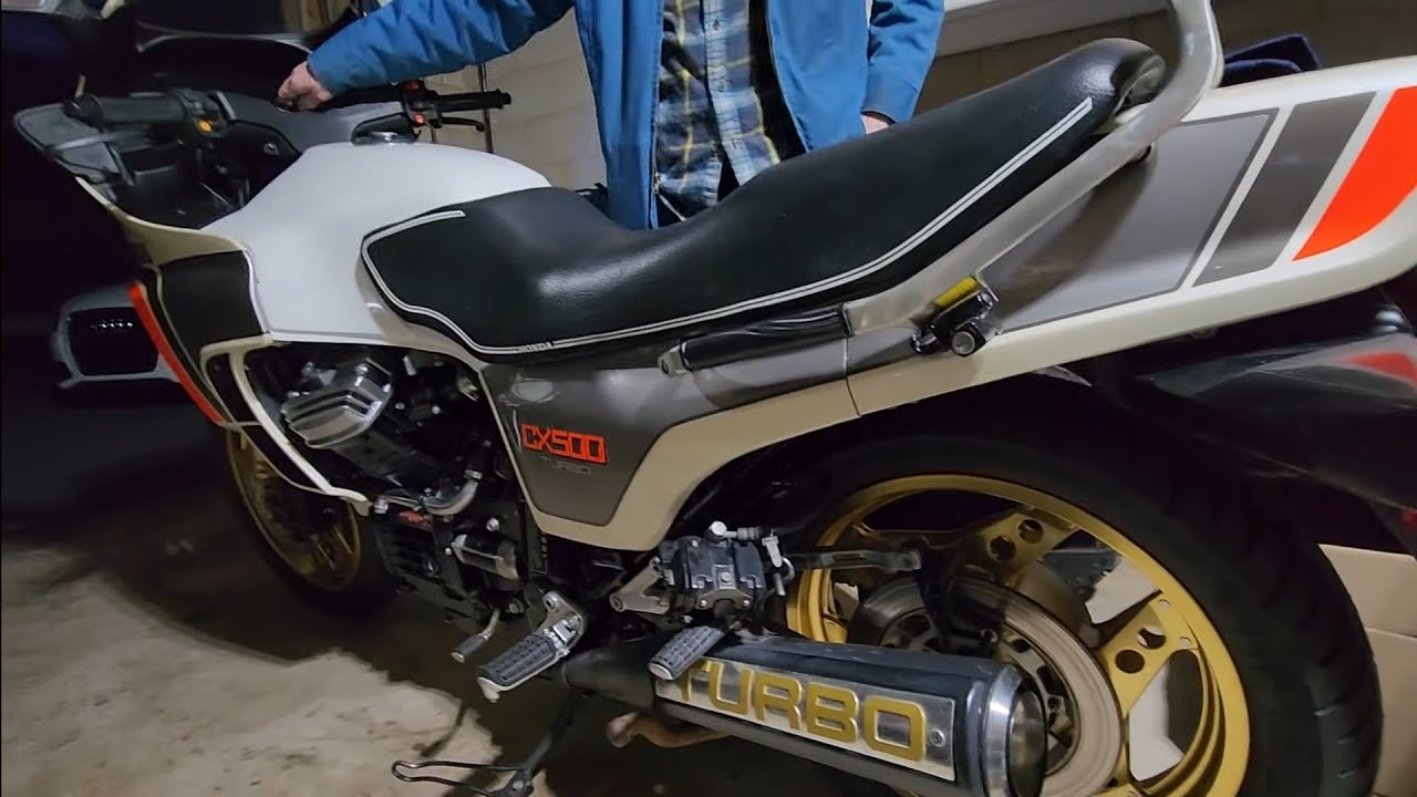 WE BOUGHT A BARN FULL OF WORLD CLASS VINTAGE HONDA'S FROM