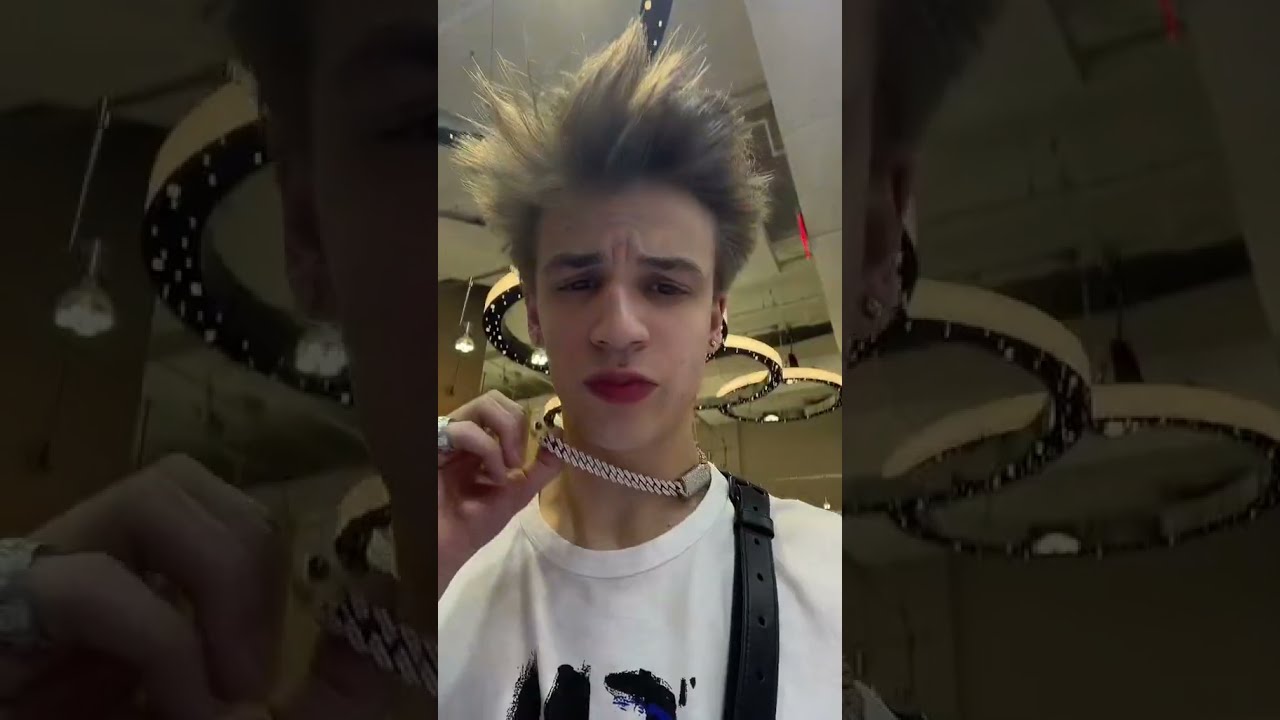 GIANT Iced Out Cuban Link Chains At The Jewelry Store!! 💎⛓ 