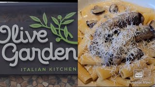 My super brief Olive Garden never-ending pasta experience.