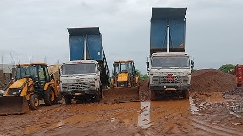 washing my tractors and Vehicles in dam ll jcb 3dxll tata truck l Mahindra