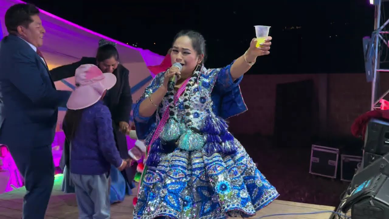 Presentación en Chinchero 2025 - Yolita Flor en vivo