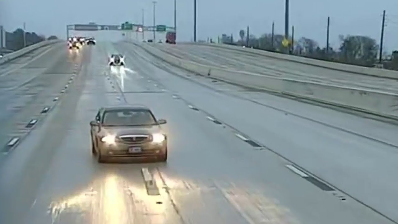 Wet and icy road conditions on Highway 290 - YouTube