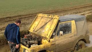 Suzuki SJ410 Green Laning In Essex