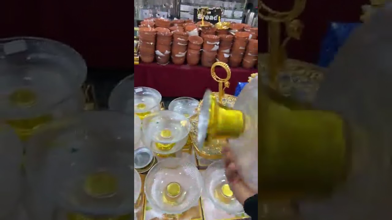 الجديد  والصولد في الأواني عند بزار السلطان ولد حدة سطيف 