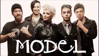 Model - Bir Varmış Bir Yokmuş