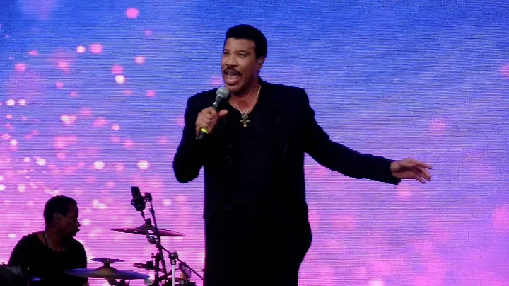 Pinkpop 2016 Lionel Richie - You're the answer on my prayer