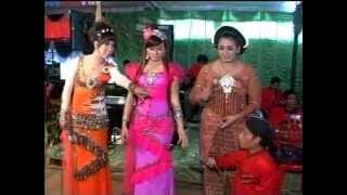 Opening  campursari  Sangkuriang Woyo Woyo All Artis