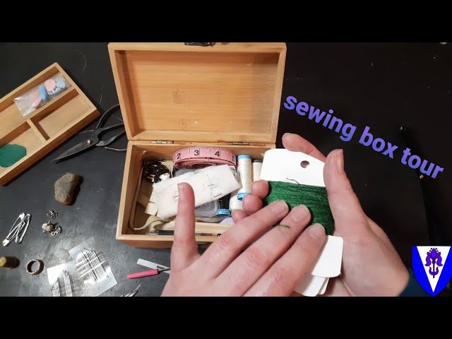 What I Keep In My Hand Sewing Kit - My Dancing Needles