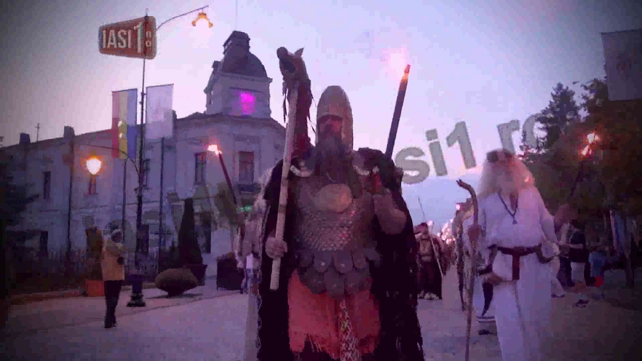 PARADA CU TORTE A FESTIVALULUI ANTIC " GETODAVA " organizat de Asociatia " Geto-Dacii din Moldova "