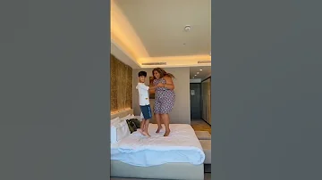 تصميم بنت عربيه باغنيه سلام عليكم خلو الفرحه بايديكم 