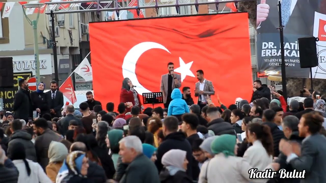 Mustafa ve Erdi Özden HALAYLAR