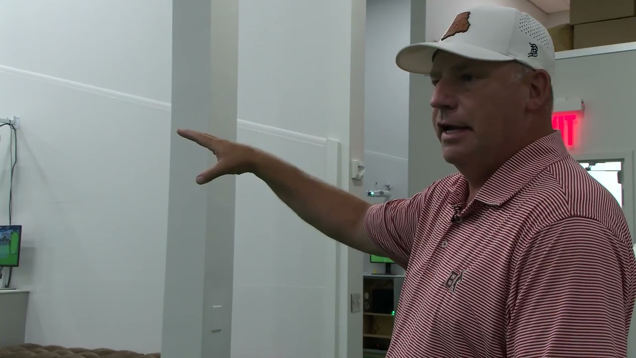 Brown University Golf's Indoor Practice Facility