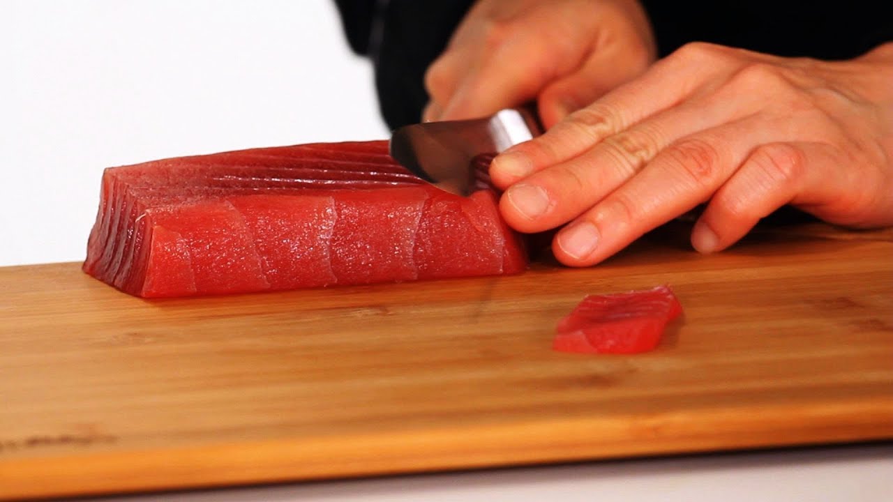 How to Slice Sushi Fish | Sushi Lessons - YouTube