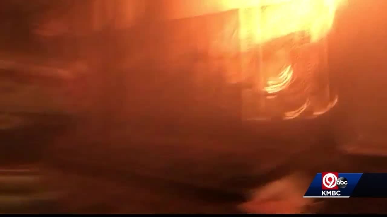 Man runs into burning KC home to save dog - YouTube