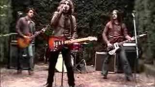 Los Debiles - Tan Deprisa La Gente Va Con Prisa