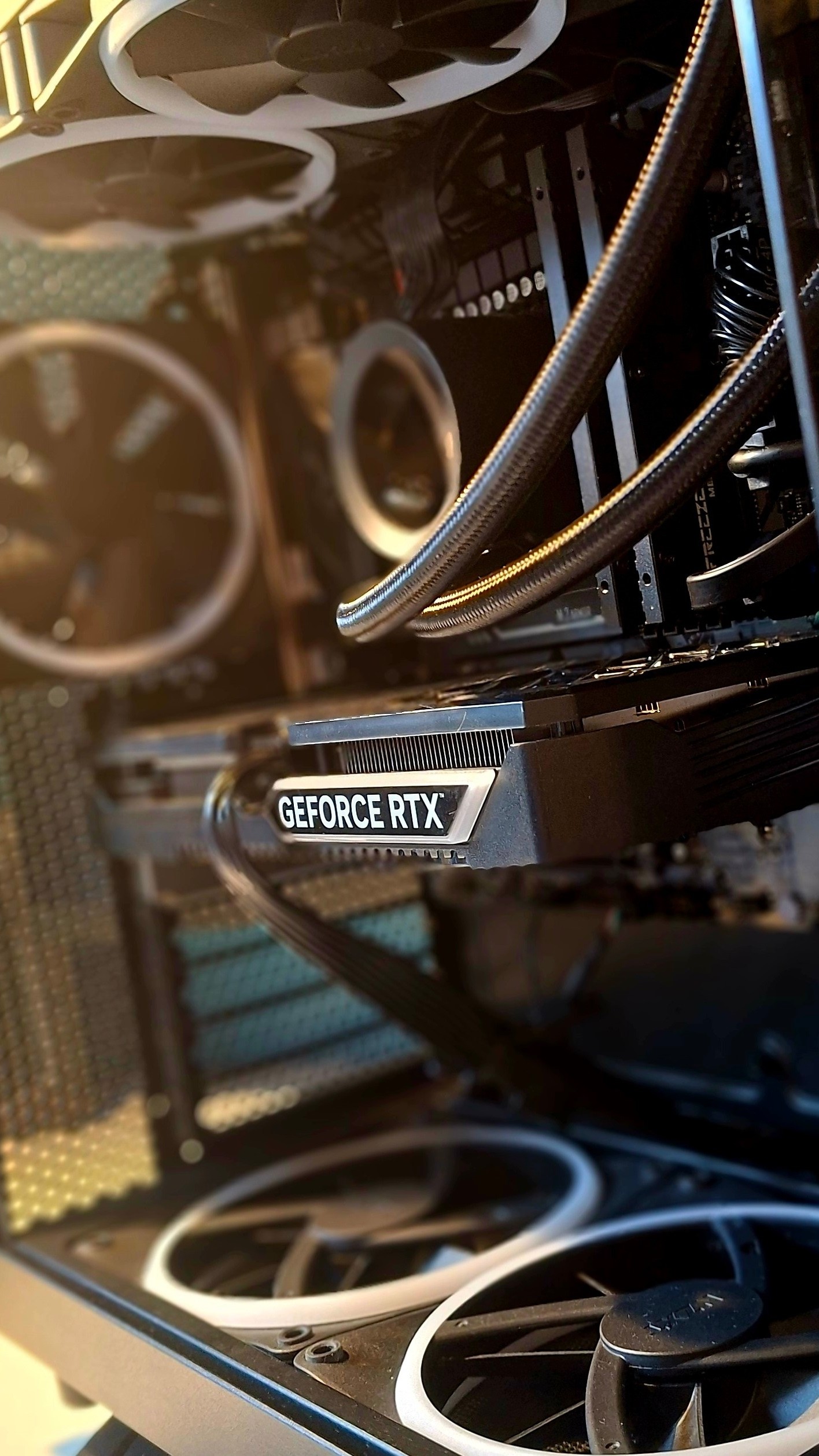 1000€ Gaming PC Build 🔥 i3 12100F 🟦 + RTX 4070 🟩 - YouTube