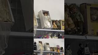 Dolls and porcelain figures at thrift store #thrift #dolls #salvos