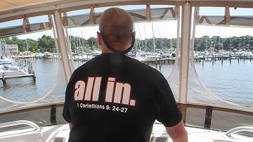 Single engine docking