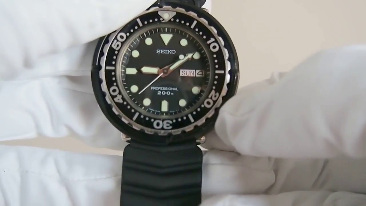 Seiko 7C43-6020 (SBBN009) mini tuna diver's watch - YouTube