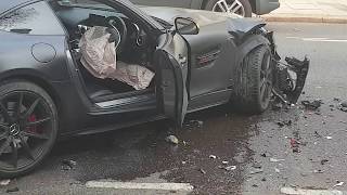 Mercedes sls crashed in london