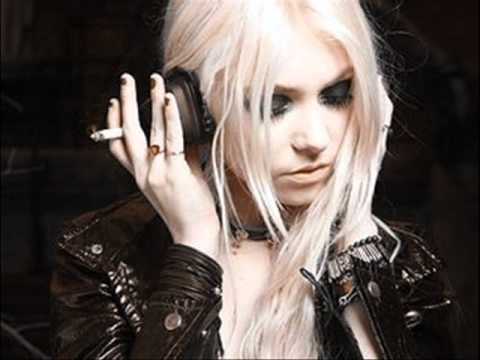 The Pretty Reckless He Loves You Download