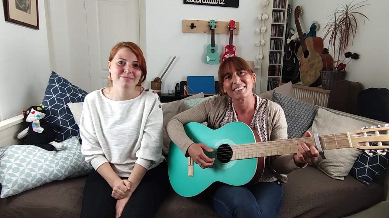 Le petit chat triste - Des Comptines et des Signes