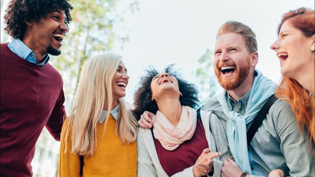 Laughter land. Ben can make people laugh. Друзья ржут. Quotes laugh. Ben can make people laugh.