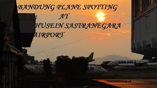 Nonton Pesawat di Cafe Critical 11 Bandara Husein Sastranegara Bandung