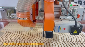 Máy Cnc trung tâm thay dao Holztek option trục lưỡi cưa bàn giao Cty Tranfomer