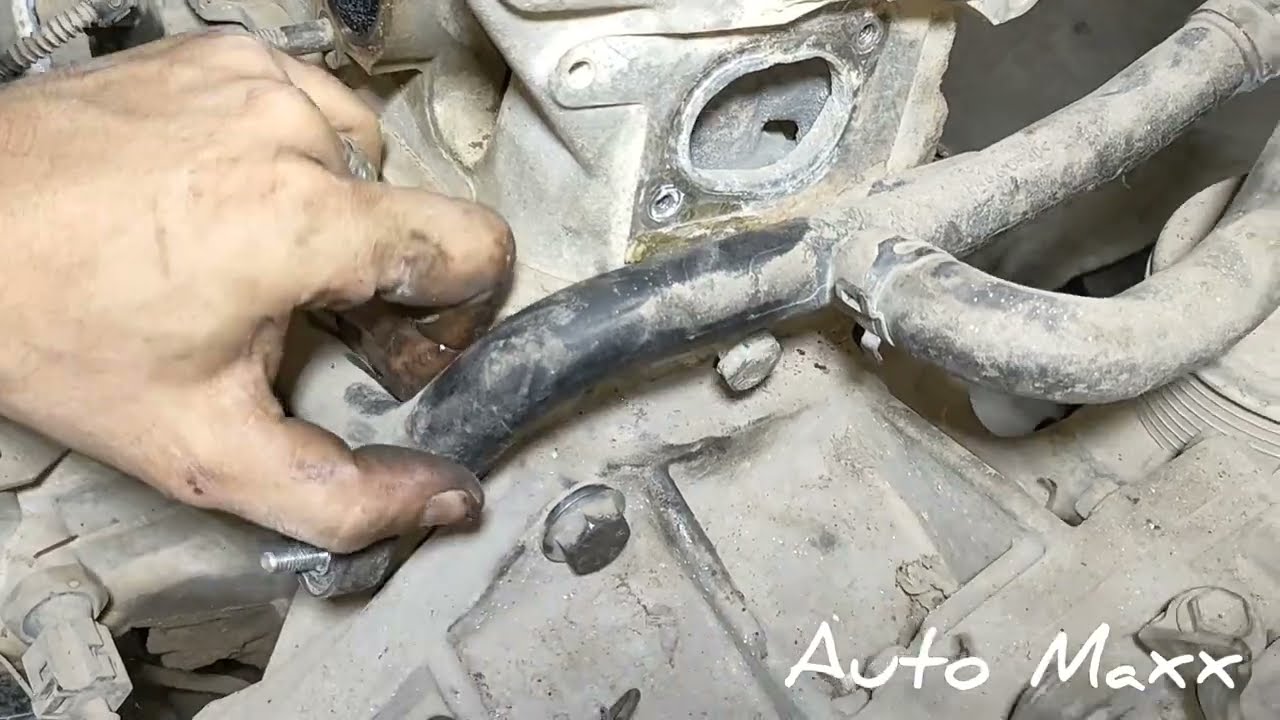 skoda mk11 1.6 mpi  /vw/seat water hose connector removal.. طريقه فك كوعه مياه سكودا/جيتا