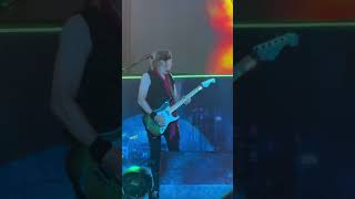 Adrian Smith gets angry during Wasted Years solo (The Future Past Tour in Ljubljana)