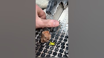 Vì sao lưỡi cưa cắt được đá nhưng không làm đứt tay người #shorts