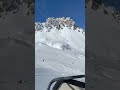 Impressionnant une avalanche  tignes savoie se declenche et arrive sur les pistes