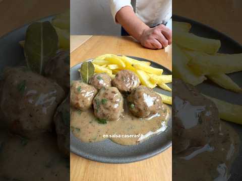 Albóndigas en salsa #recetassaludables #recetas #albóndigas #comidaespañola #viralshorts #receta
