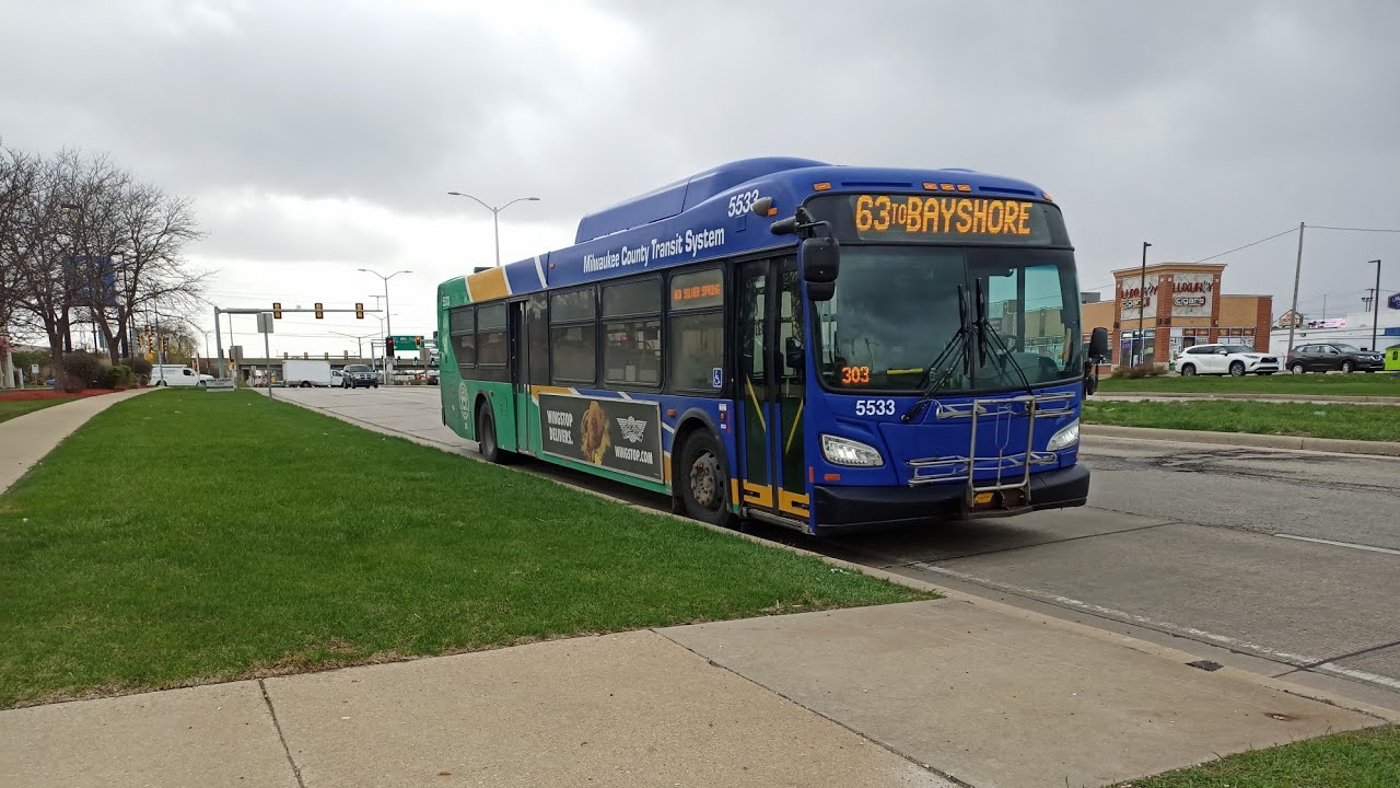Ride On MCTS 2014 New Flyer XD40 5533 On Rt 63 Silver Spring Drive to