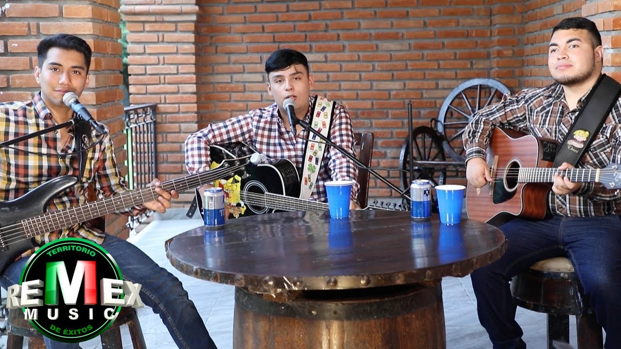 La Capitaniza - Veinticinco Rosas (Video)